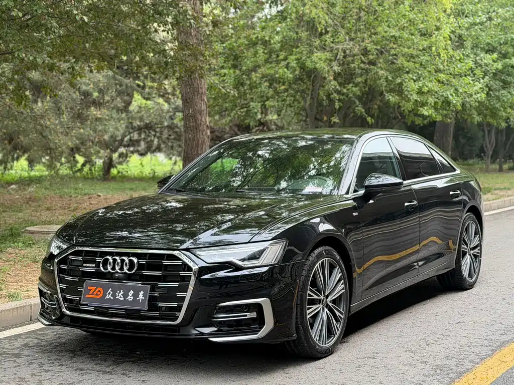 Audi A6L 2022 — фото 1