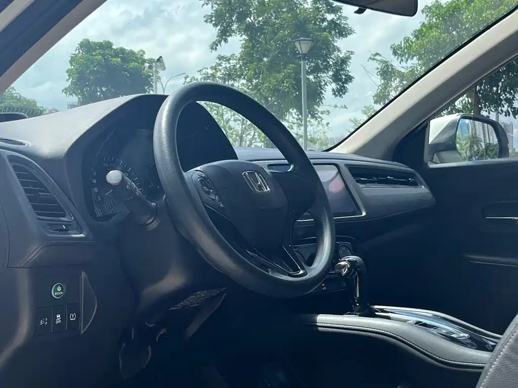 Honda Vezel 2021 — фото 10