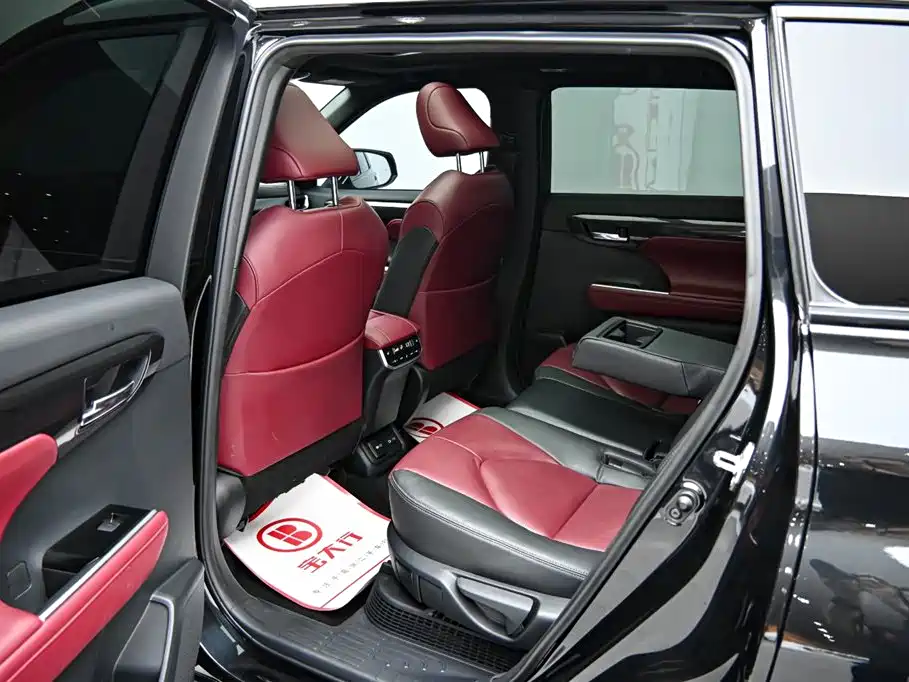 Toyota Crown Kluger 2021 — фото 13