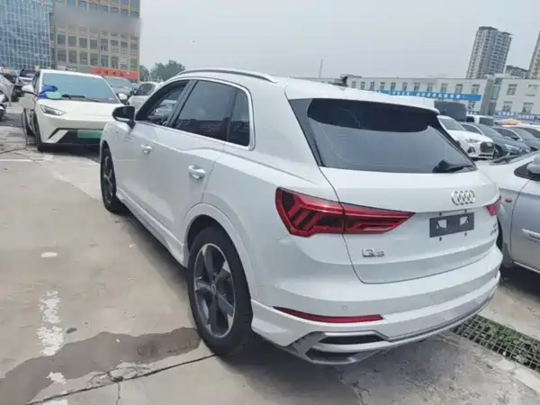Audi Q3 2023