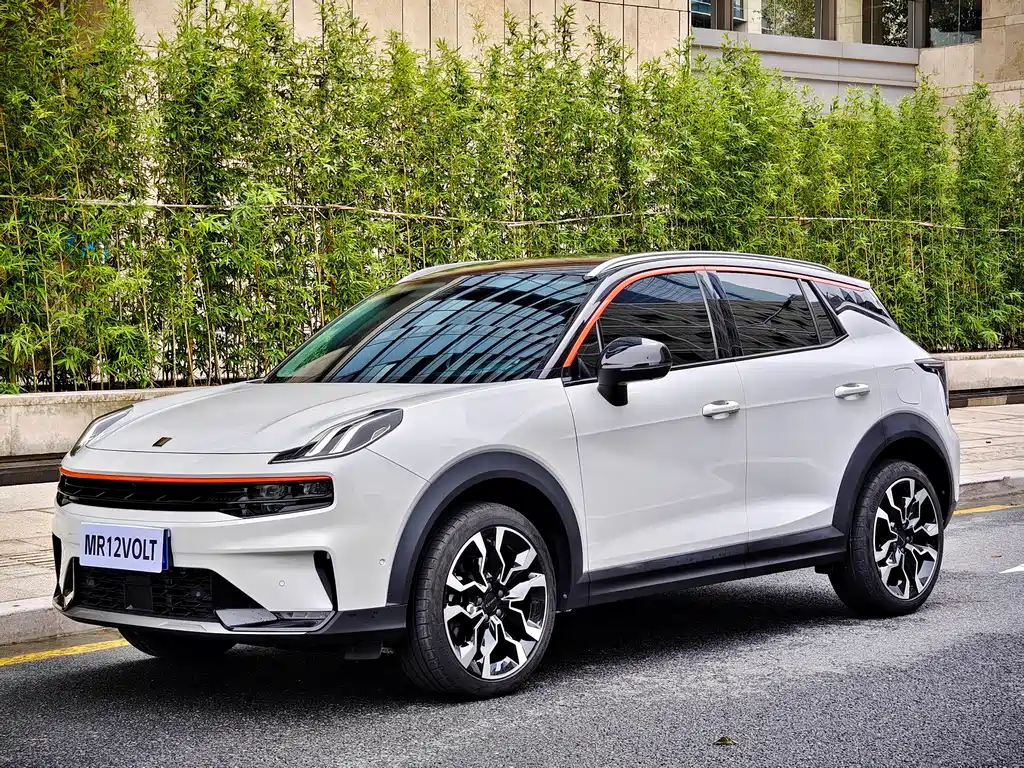 Lynk & Co 06 2020