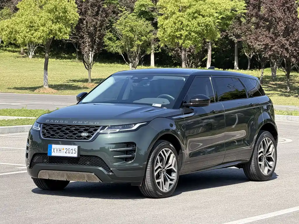Land Rover Evoque 2022 — фото 1