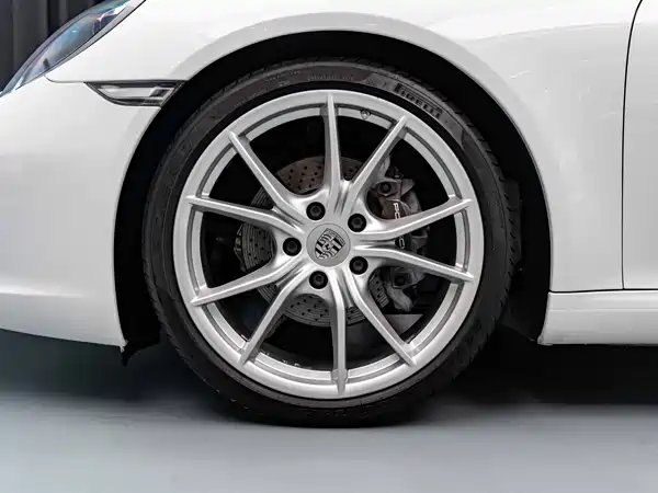 Porsche 911 2016