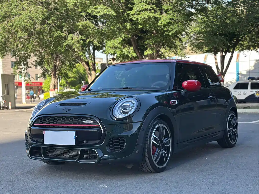 MINI JCW 2021