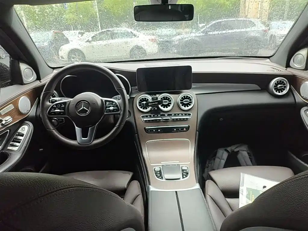 Mercedes-Benz GLC 2022 — фото 10