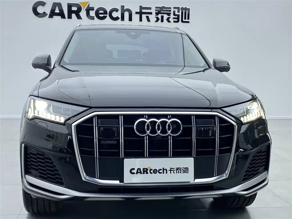 Audi Q7 2023 — фото 38
