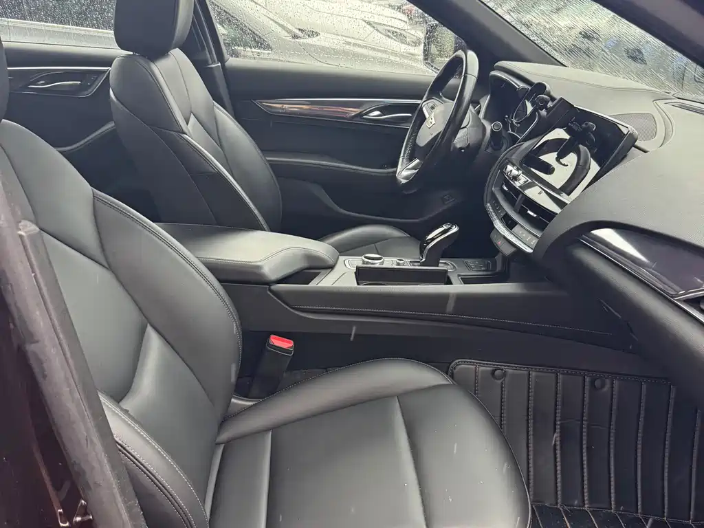 Cadillac CT5 2020 — фото 14