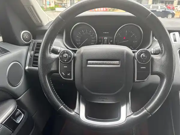 Land Rover Range Rover Sport 2015