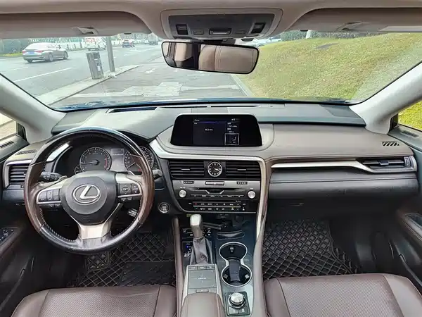 Lexus RX 2020