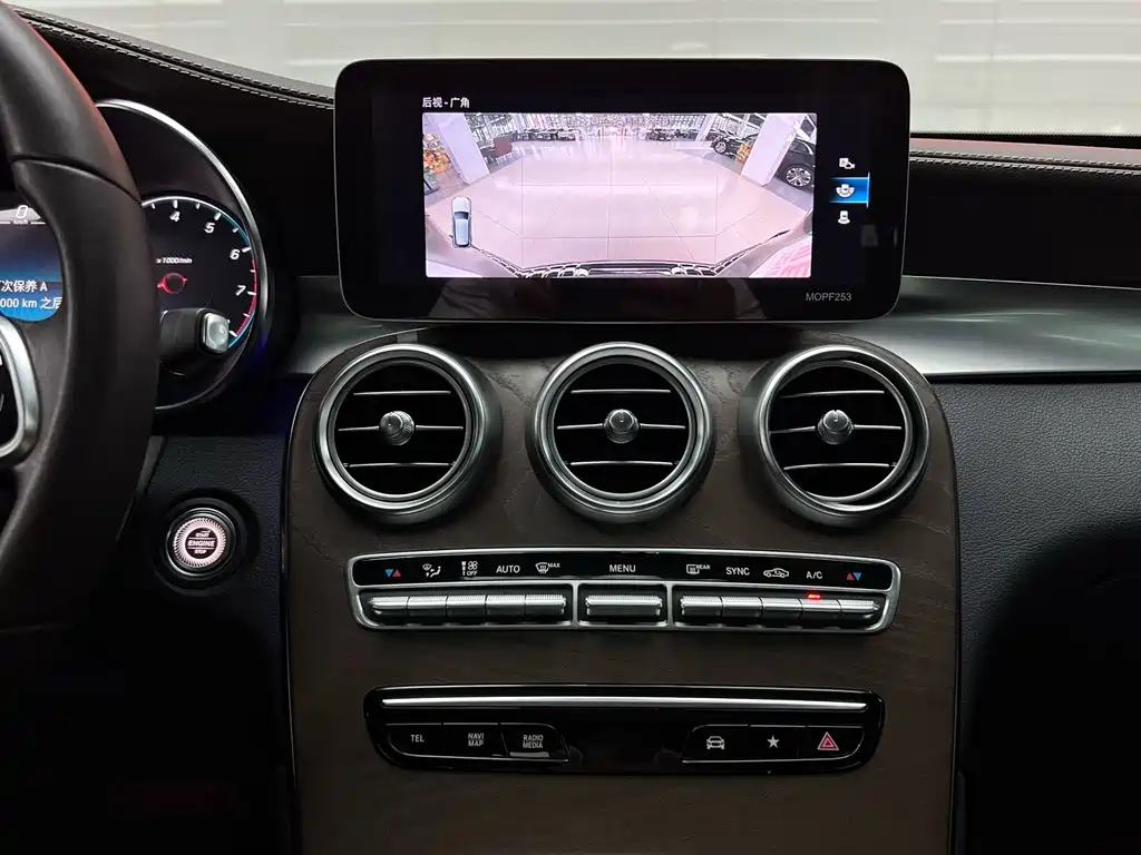 Mercedes-Benz GLC 2020 — фото 13