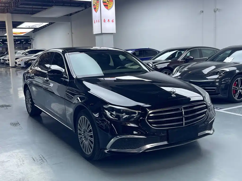 Mercedes-Benz E-Class 2021