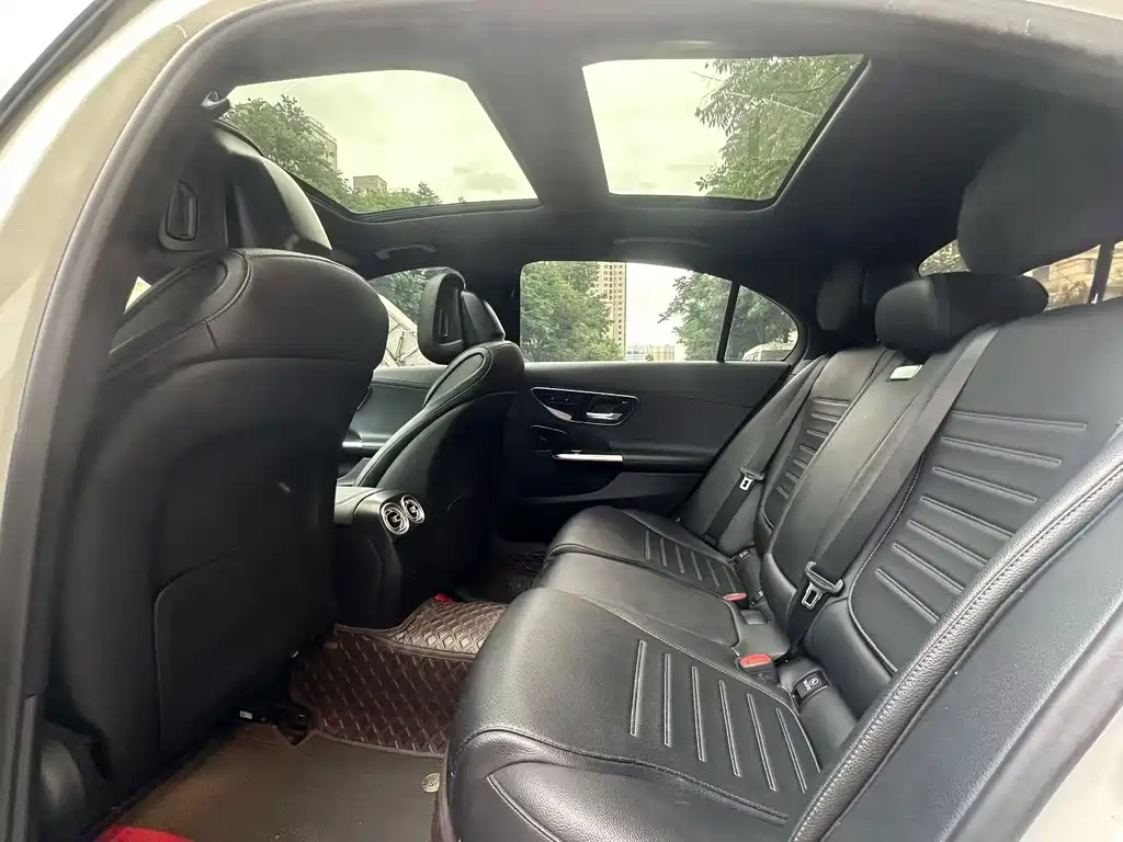 Mercedes-Benz C-Class 2022 — фото 6