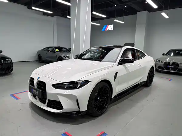 BMW M4 2024
