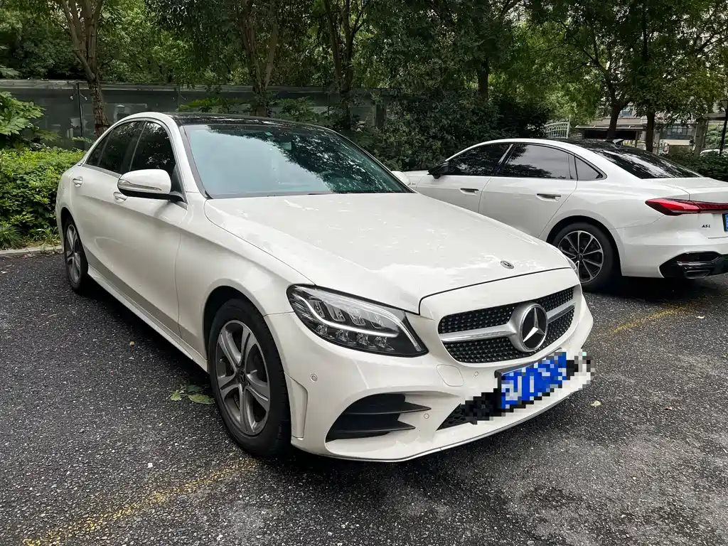 Mercedes-Benz C-Class 2020