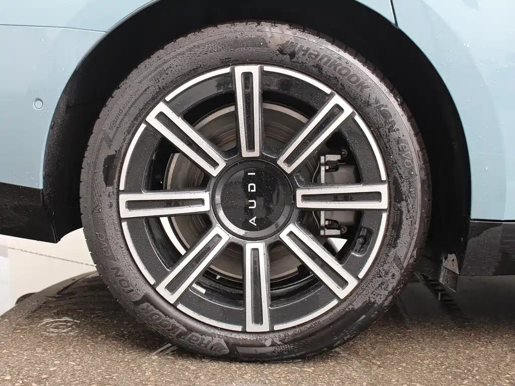 Audi E5 Sportback 2025 — фото 14