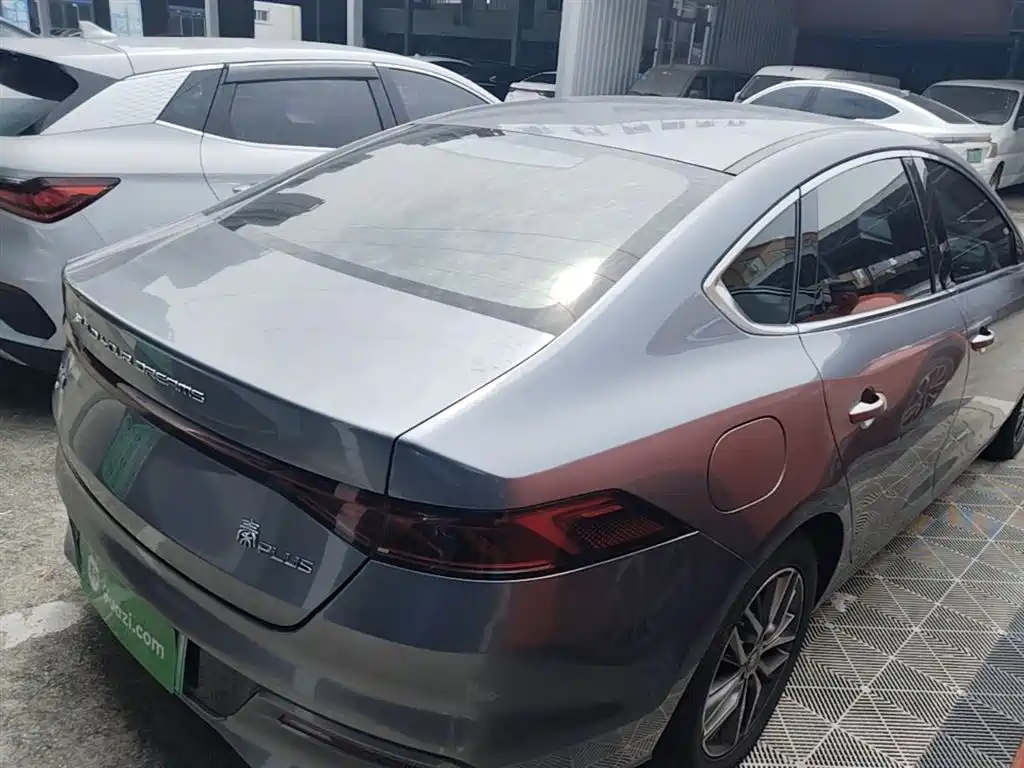 BYD Qin PLUS 2023 — фото 7