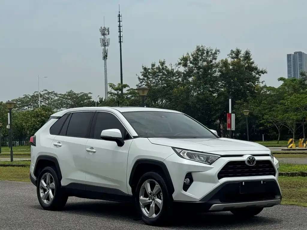 Toyota RAV4 2023