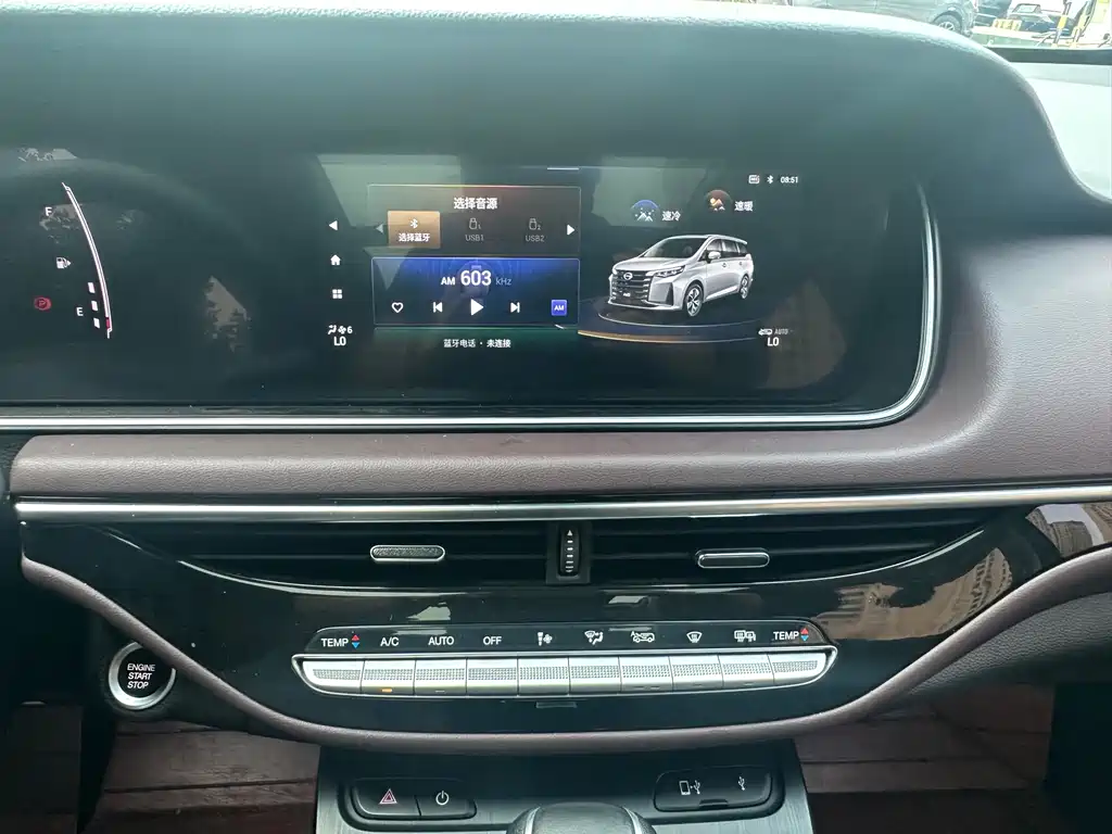 GAC Motor Trumpchi M6 2022 — фото 16