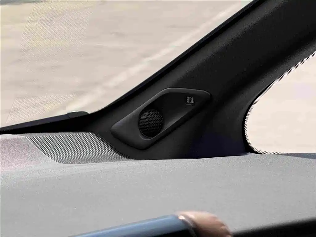 Toyota Vellfire 2024 — фото 15