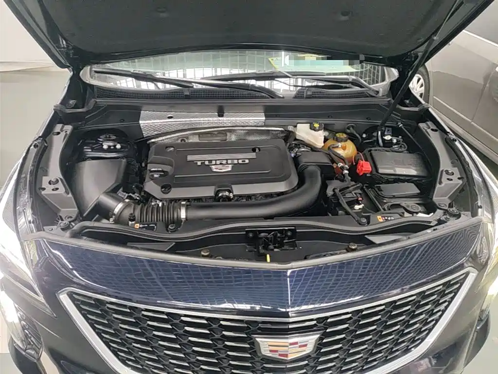 Cadillac XT4 2020 — фото 20