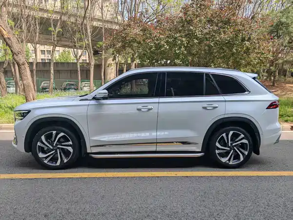 Geely Xingyue L 2021