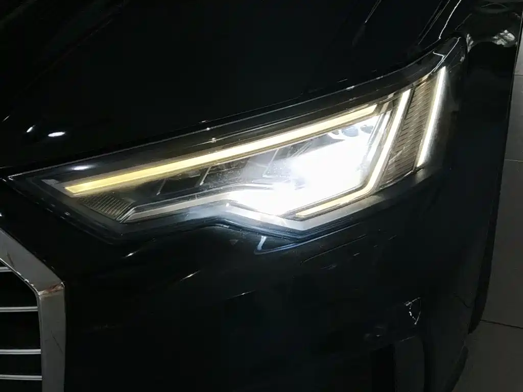 Audi A6L 2021 — фото 22