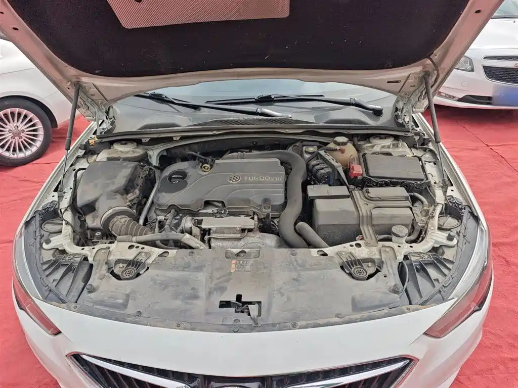 Buick Regal 2019 — фото 15