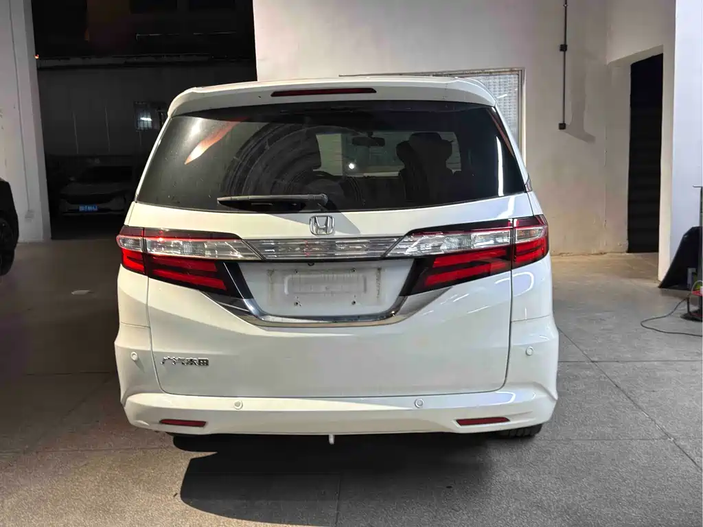 Honda Odyssey 2018 — фото 4