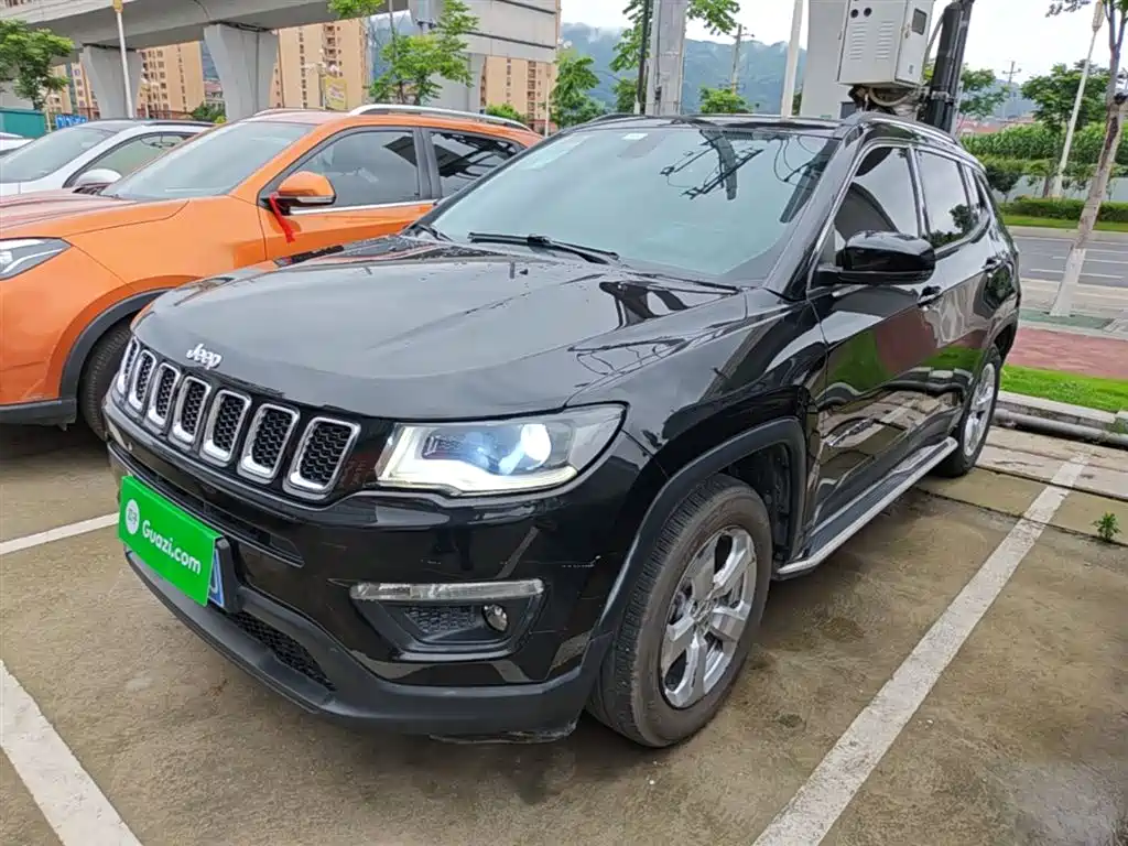 Jeep Compass 2019 — фото 2