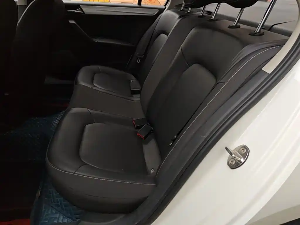 Skoda Rapid 2021 — фото 17