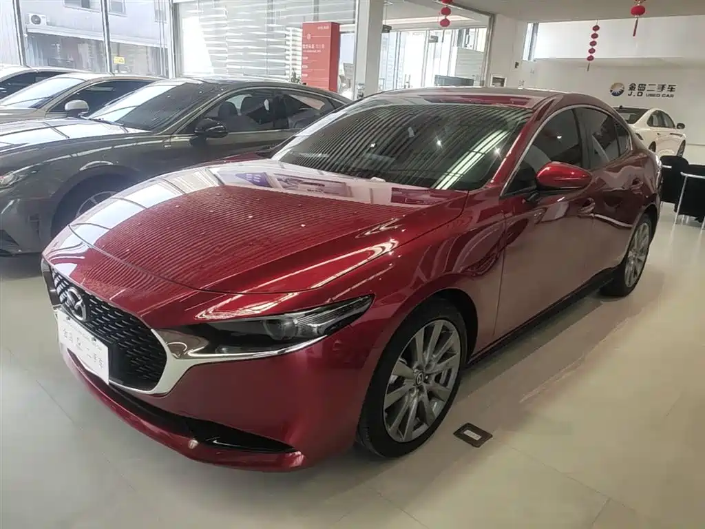 Mazda 3 Axela 2024