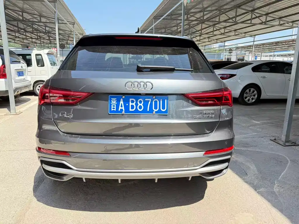 Audi Q3 2021 — фото 10