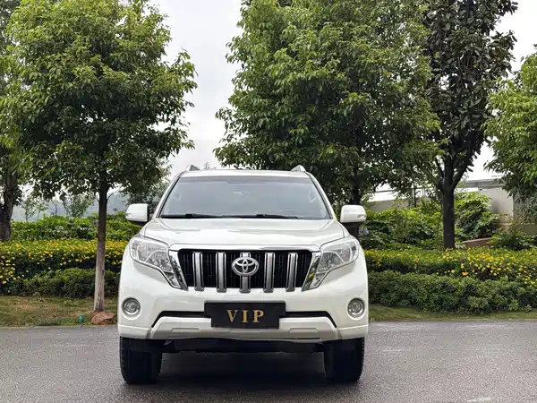Toyota Prado 2015