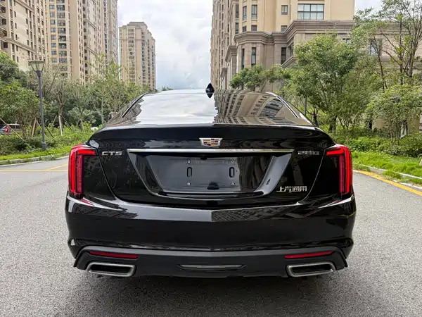 Cadillac CT5 2026