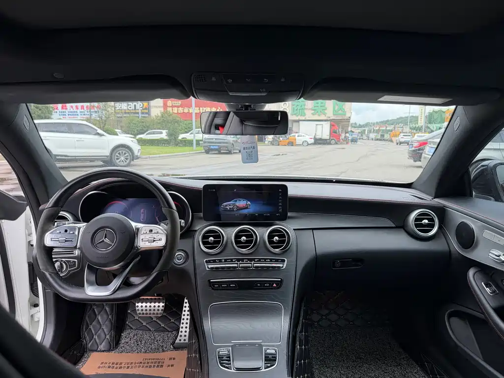 Mercedes-Benz C-Class 2023 — фото 4
