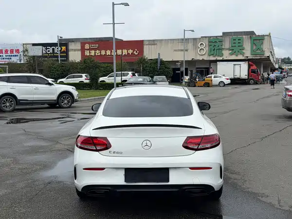 Mercedes-Benz C-Class 2023