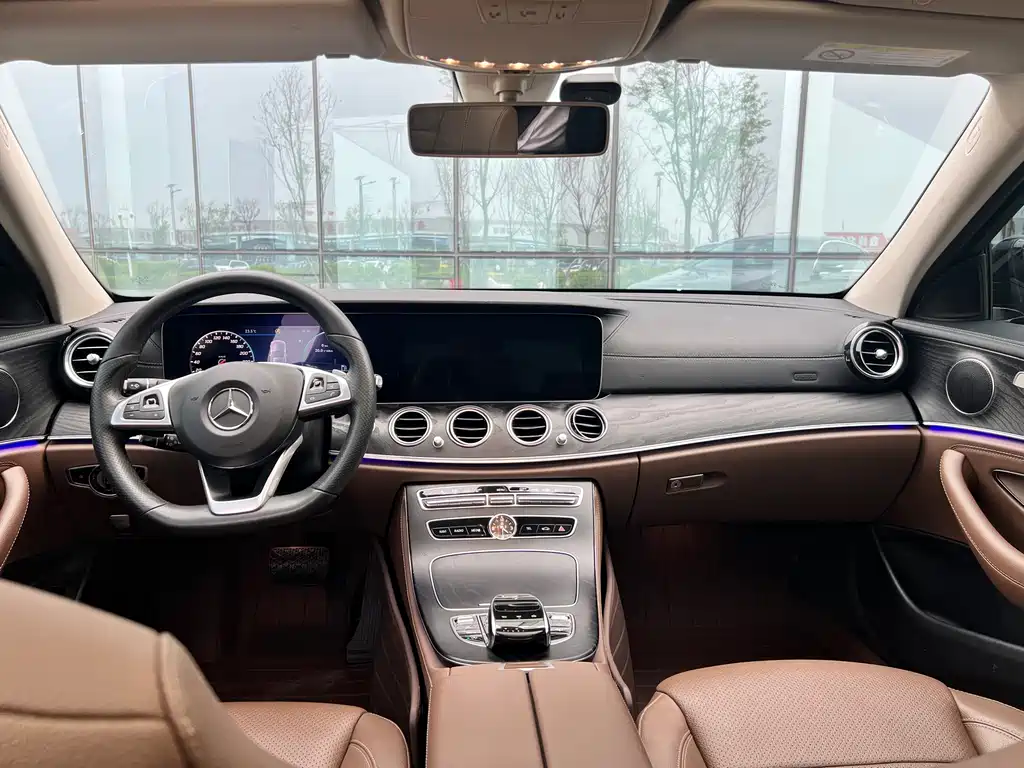 Mercedes-Benz E-Class 2018 — фото 8