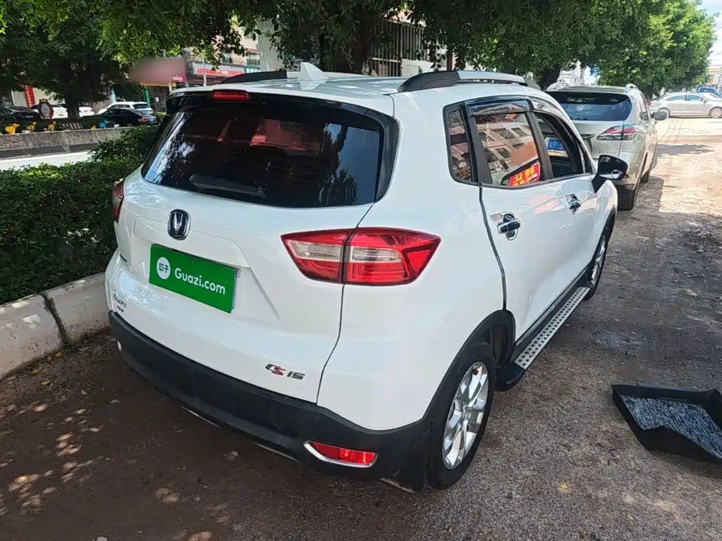 Changan CS15 2018