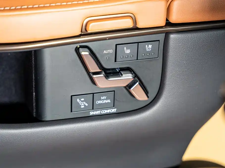 Toyota Vellfire 2024 — фото 16
