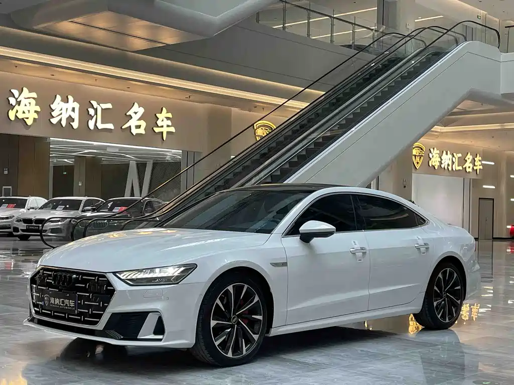 Audi A7L 2023 — фото 1