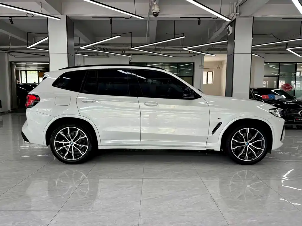BMW X3 2022 — фото 8