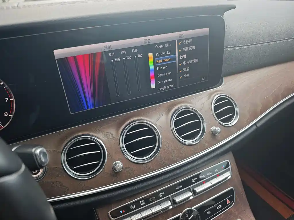 Mercedes-Benz E-Class 2019 — фото 16