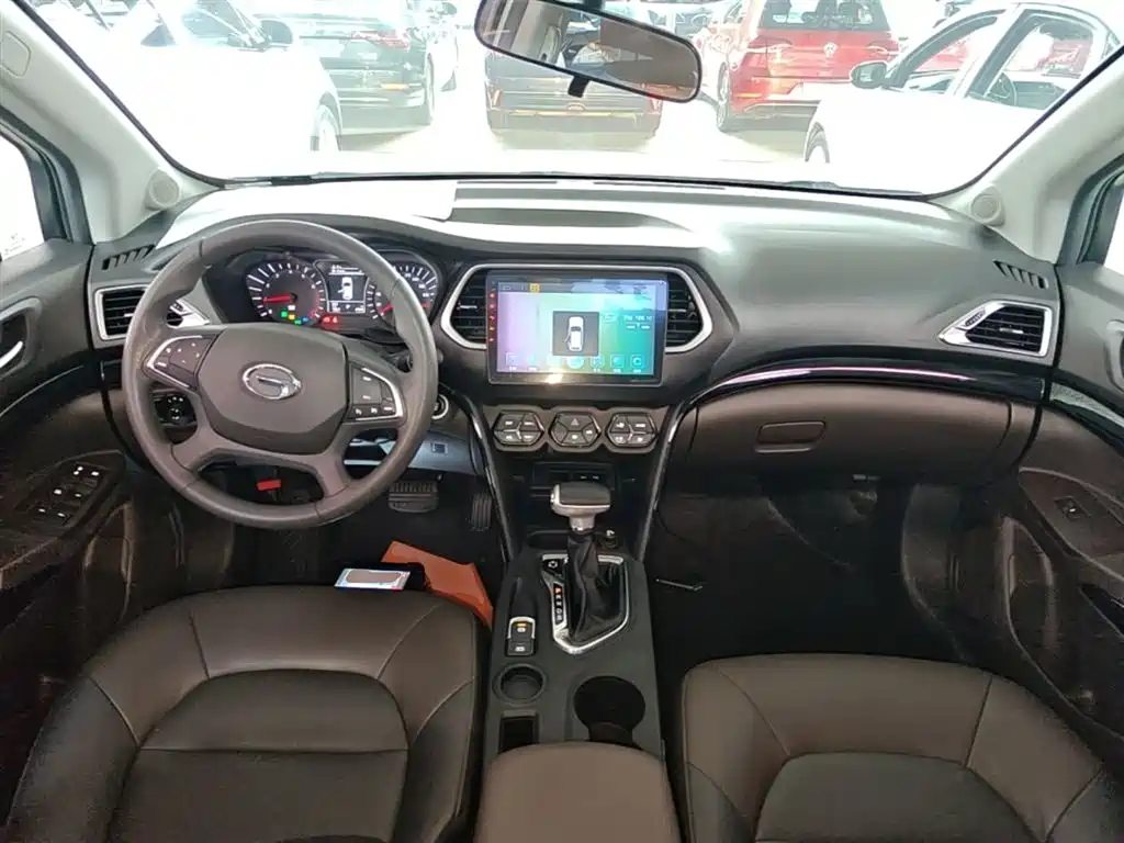 GAC Motor Trumpchi GS4 2017 — фото 10