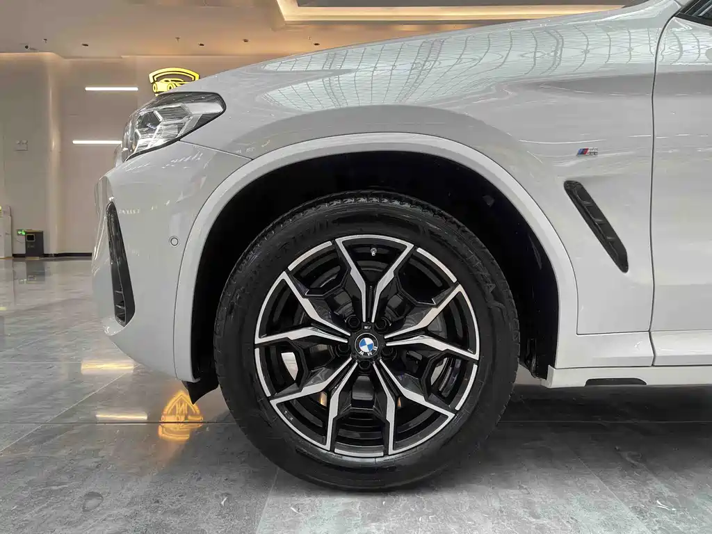 BMW X4 2024 — фото 15
