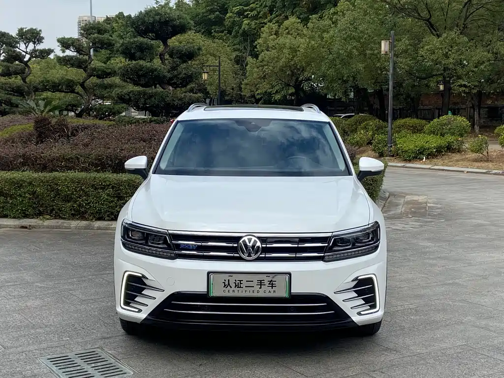 Volkswagen Tiguan L PHEV 2020 — фото 2