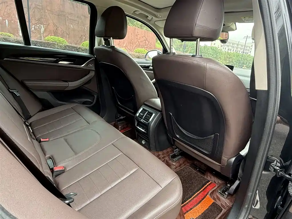 BMW X3 2018 — фото 13