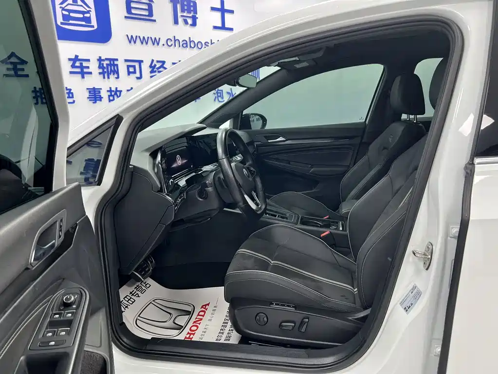 Volkswagen Golf 2022