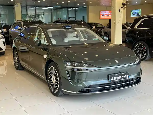 Stelato S9T 2025