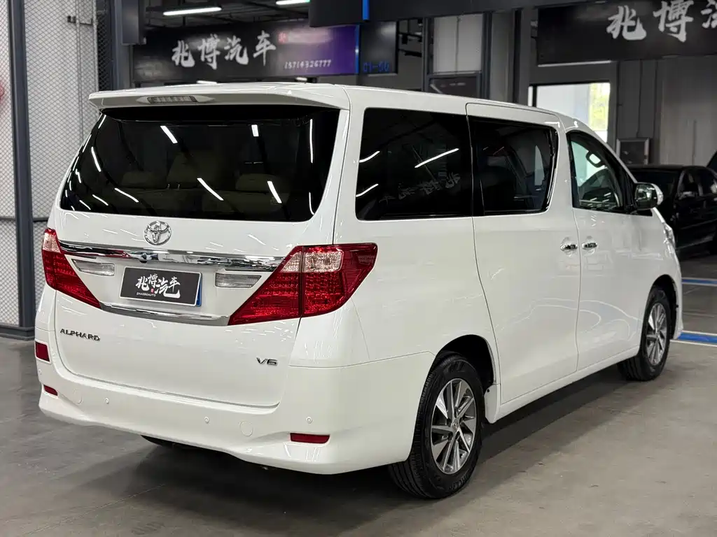 Toyota Alphard 2012 — фото 5