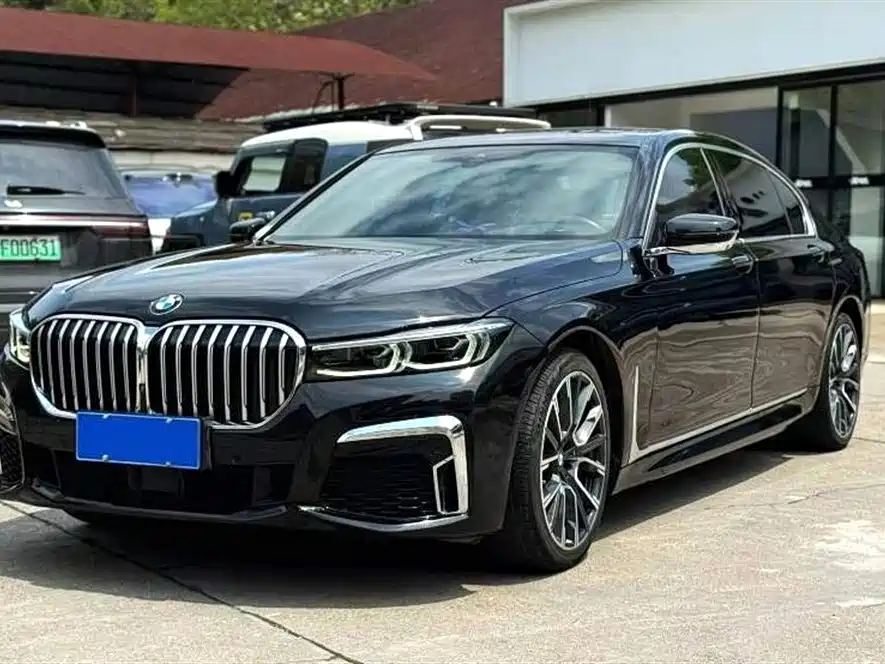 BMW 7 Series 2019 — фото 1